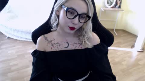 Lilith online show from 02-28-25, 11:36