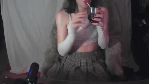 frostyboi20 online show from 11-08-25, 05:12