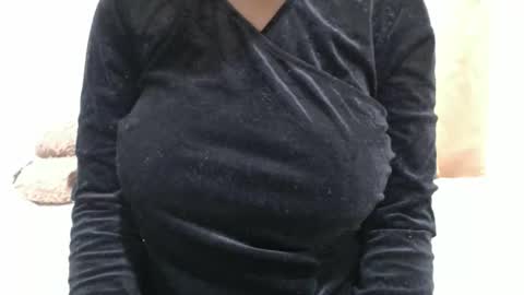 fruity28 online show from 12-19-25, 06:42