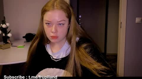 OPEN PVTJulia and Wayne online show from 01-02-25, 01:19