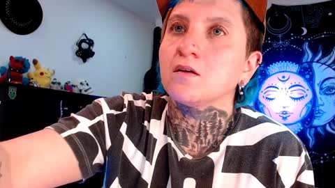          HEHIM  online show from 02-03-25, 01:52