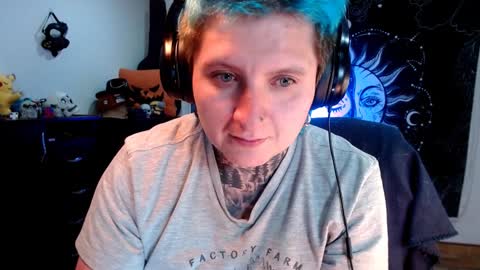          HEHIM  online show from 02-05-25, 04:27