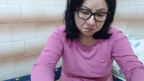 Snapshot of fuck_my_face chatting on 01-03-25, 06:33 Ella online show from 01-03-25, 06:33