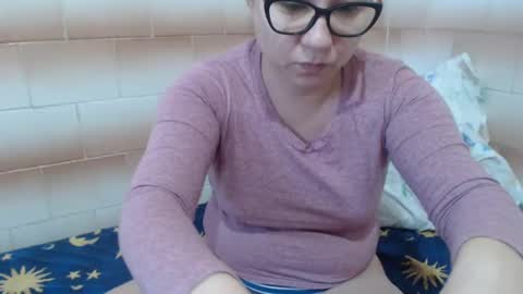 Snapshot of fuck_my_face chatting on 01-09-25, 06:48 Ella online show from 01-09-25, 06:48