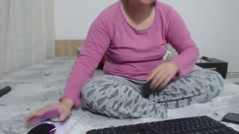 Snapshot of fuck_my_face chatting on 02-22-25, 06:50 Ella online show from 02-22-25, 06:50