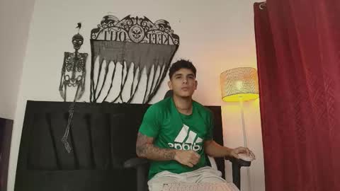 Snapshot of fuckboyca chatting on 10-29-25, 03:31 fuckboyca online show from 10-29-25, 03:31