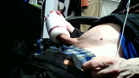 fuckmeallday1975 online show from 04-11-26, 04:17