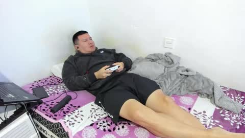 Snapshot of fuckynations chatting on 02-15-25, 08:33 Fuckdirtymen online show from 02-15-25, 08:33