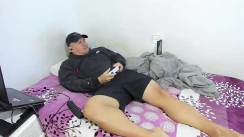 Snapshot of fuckynations chatting on 03-01-25, 12:23 Fuckdirtymen online show from 03-01-25, 12:23