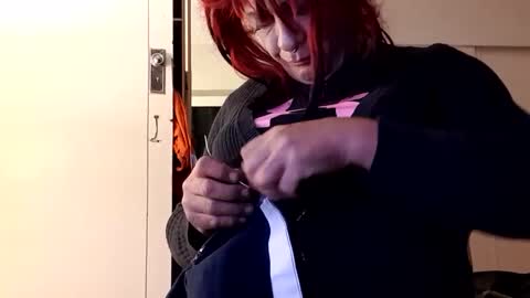 Pizzaz online show from 01-31-25, 07:18