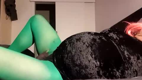 Pizzaz online show from 02-17-25, 03:42