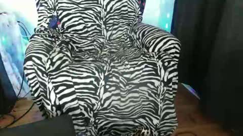 Pizzaz online show from 01-10-26, 08:21