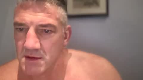 Snapshot of fullback_15 chatting on 10-12-25, 03:22 fullback_15 online show from 10-12-25, 03:22