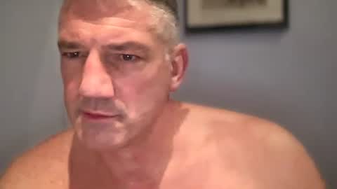 Snapshot of fullback_15 chatting on 10-29-25, 03:25 fullback_15 online show from 10-29-25, 03:25