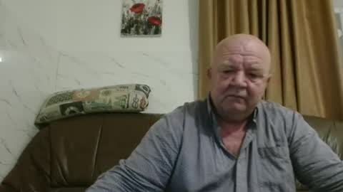 fullballs6 online show from 12-22-25, 02:52