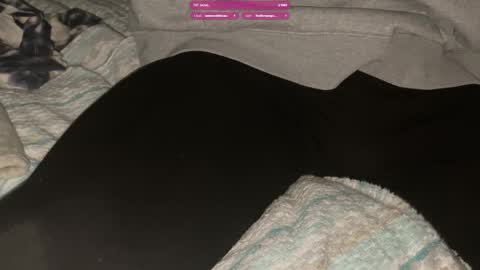 Snapshot of funboyfem chatting on 10-16-25, 08:26 funboyfem online show from 10-16-25, 08:26