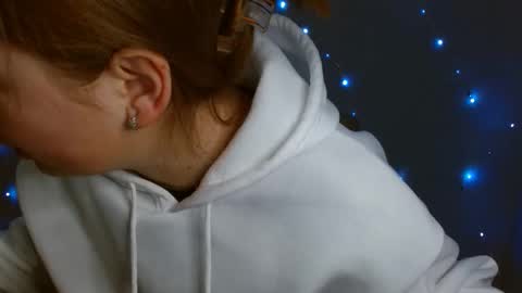 Snapshot of funemma000 chatting on 01-06-26, 08:07 Emma online show from 01-06-26, 08:07