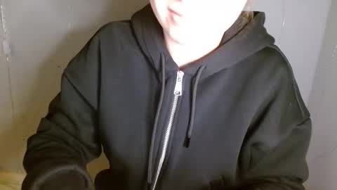 Snapshot of funemma000 chatting on 02-16-26, 11:06 Emma online show from 02-16-26, 11:06