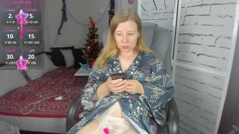 funny_bunny4 online show from 01-03-25, 06:46