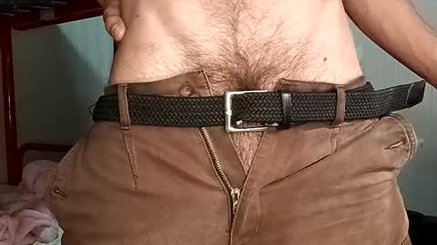 Italian men online show from 10-27-25, 11:03