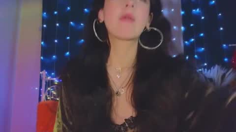 Tiffany online show from 03-08-25, 03:39