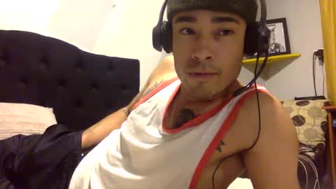 Snapshot of fxxlxlxvx chatting on 10-12-25, 03:27 fxxlxlxvx online show from 10-12-25, 03:27