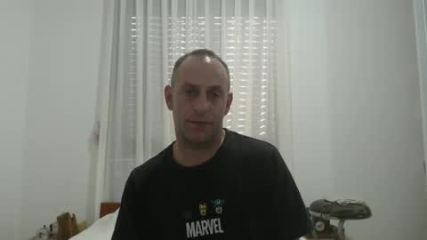 Snapshot of g10303 chatting on 11-10-25, 12:48 g103031910303 online show from 11-10-25, 12:48