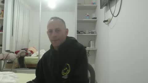 Snapshot of g10303 chatting on 02-20-26, 06:59 g103031910303 online show from 02-20-26, 06:59