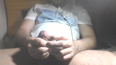 Snapshot of g1231203 chatting on 12-04-25, 05:39 g1231203 online show from 12-04-25, 05:39