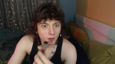 Ian online show from 12-22-25, 06:49