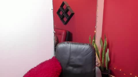 Snapshot of gaarataihen1 chatting on 12-20-24, 08:01 Gaara online show from 12-20-24, 08:01