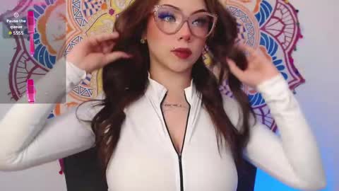    online show from 09-22-25, 02:02