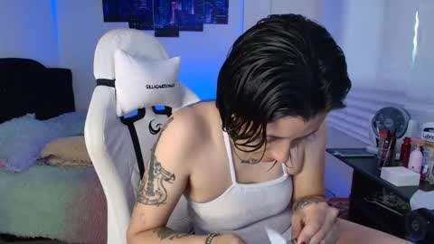 gabbie_kook online show from 10-11-25, 07:12