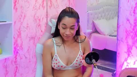 Gabbie online show from 10-15-25, 11:43