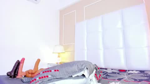 Snapshot of gabbiie_carterr chatting on 02-26-25, 06:00 Gabie online show from 02-26-25, 06:00