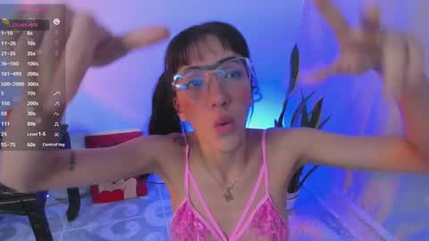 Snapshot of gabbymorgan chatting on 03-08-25, 02:19 GABY online show from 03-08-25, 02:19