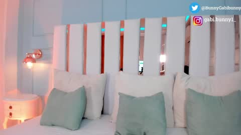 Gabi  online show from 04-09-26, 07:41