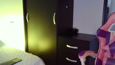 Gabi online show from 02-05-25, 04:25