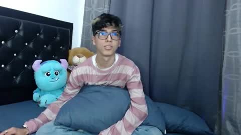 gabriel_x18 online show from 01-18-26, 09:29