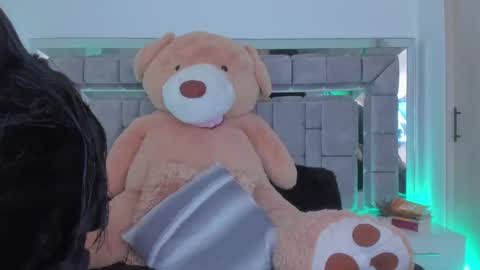 Gabriela Montes online show from 12-08-24, 05:50