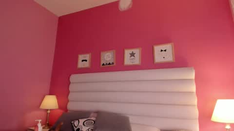 Gabriela salgado online show from 02-25-25, 01:50