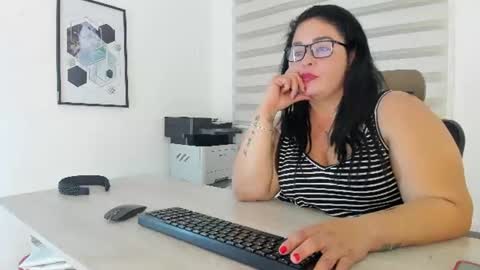 Snapshot of gabriela_silva7 chatting on 08-04-26, 08:44 Gabriela online show from 08-04-26, 08:44