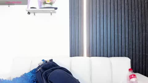 gabrielaa_miller_ online show from 10-04-25, 07:23