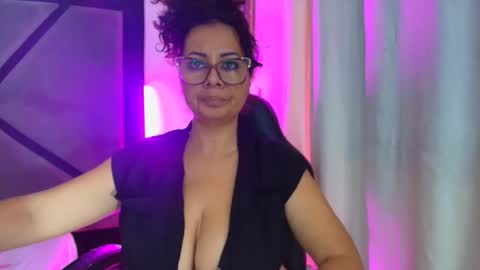 GABRIELA online show from 11-15-25, 10:48