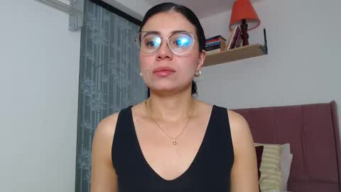 GabrielaRossa online show from 01-25-25, 12:47