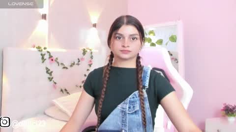 Gabriella online show from 03-05-25, 10:21