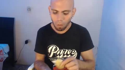 Snapshot of gabrielle_ramirez chatting on 12-20-24, 04:42 Gabriel online show from 12-20-24, 04:42