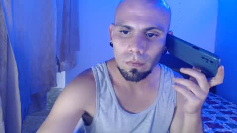 Snapshot of gabrielle_ramirez chatting on 02-01-25, 09:29 Gabriel online show from 02-01-25, 09:29