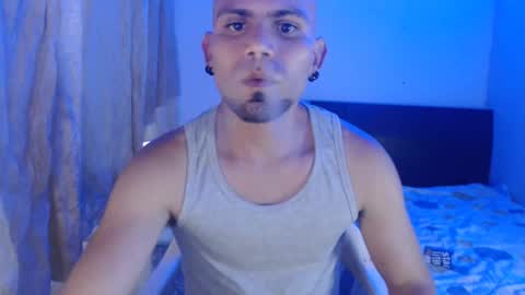 Snapshot of gabrielle_ramirez chatting on 02-19-25, 09:47 Gabriel online show from 02-19-25, 09:47