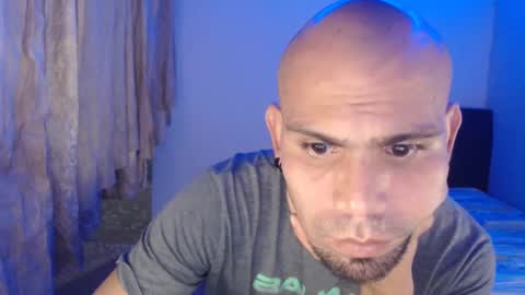 Snapshot of gabrielle_ramirez chatting on 02-20-25, 11:10 Gabriel online show from 02-20-25, 11:10